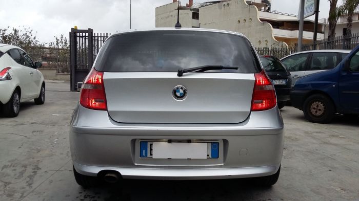 BMW-118