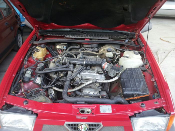 Alfa Romeo-75